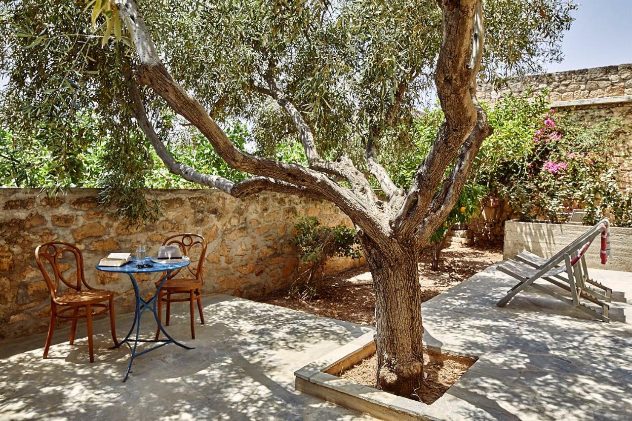 Nikolaou Art Residence Aegina Екстериор снимка