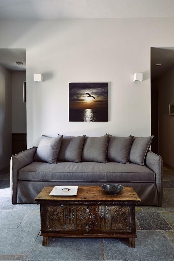 Nikolaou Art Residence Aegina Екстериор снимка